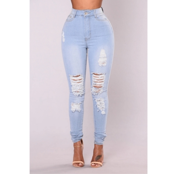 Fashion Nova ripped jeans (NWT) - Picture 1 of 3